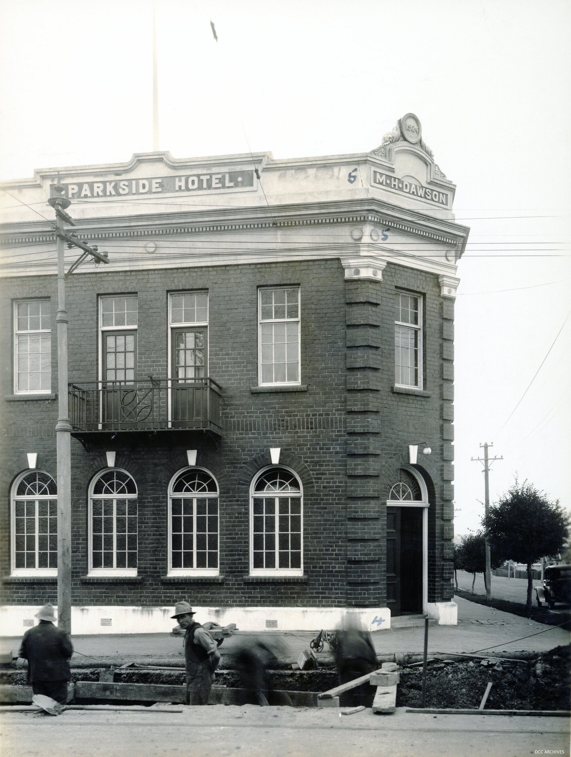 Parkside Hotel