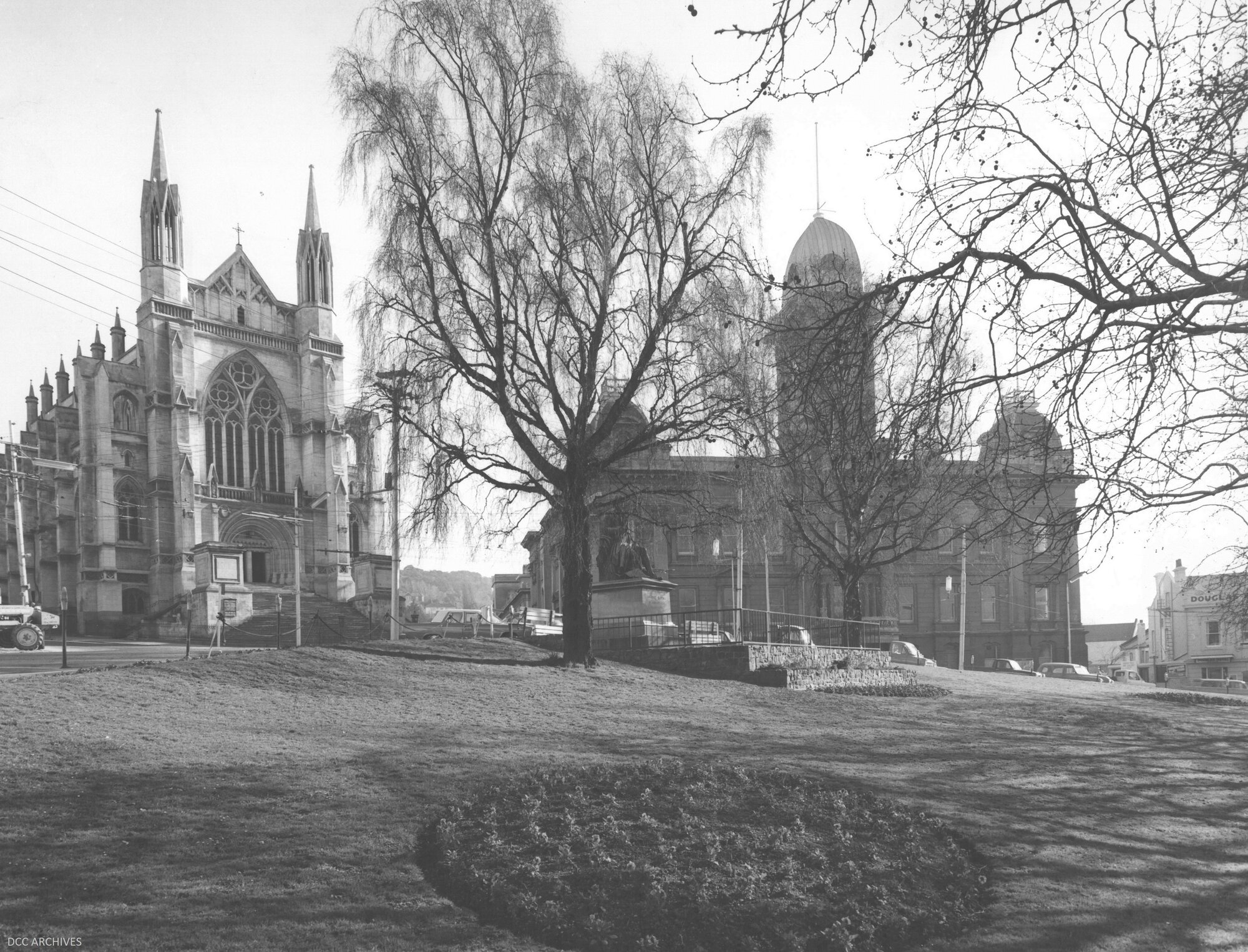 View of St Paul's Cathedral and Municipal Chambers from Octagon Reserve