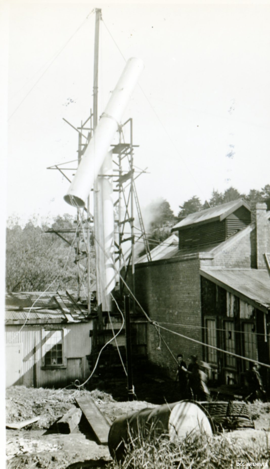 Roslyn Tramway Shed Steel Chimney Erection