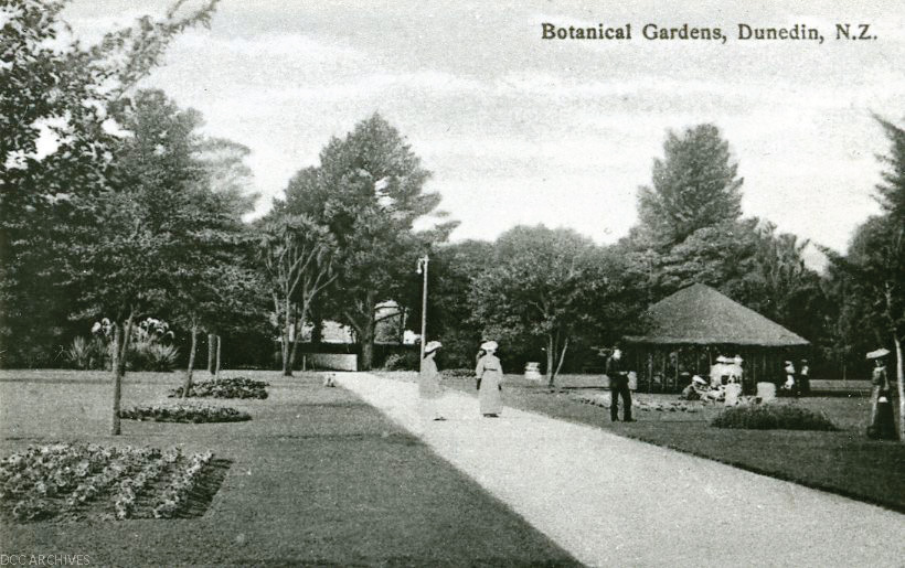 Botanic Gardens Postcard