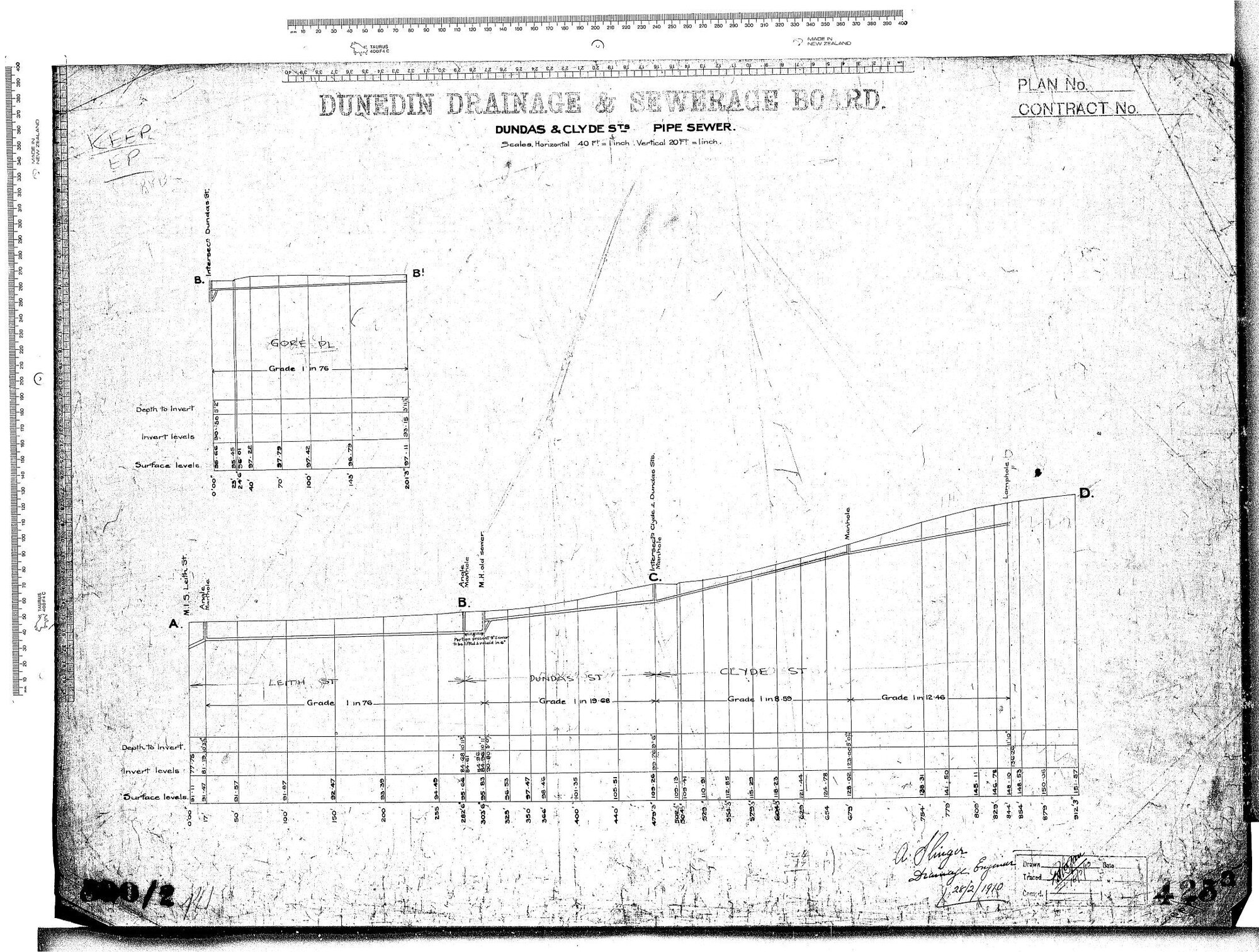 DUNDAS &amp; CLYDE ST'S - PIPE SEWER