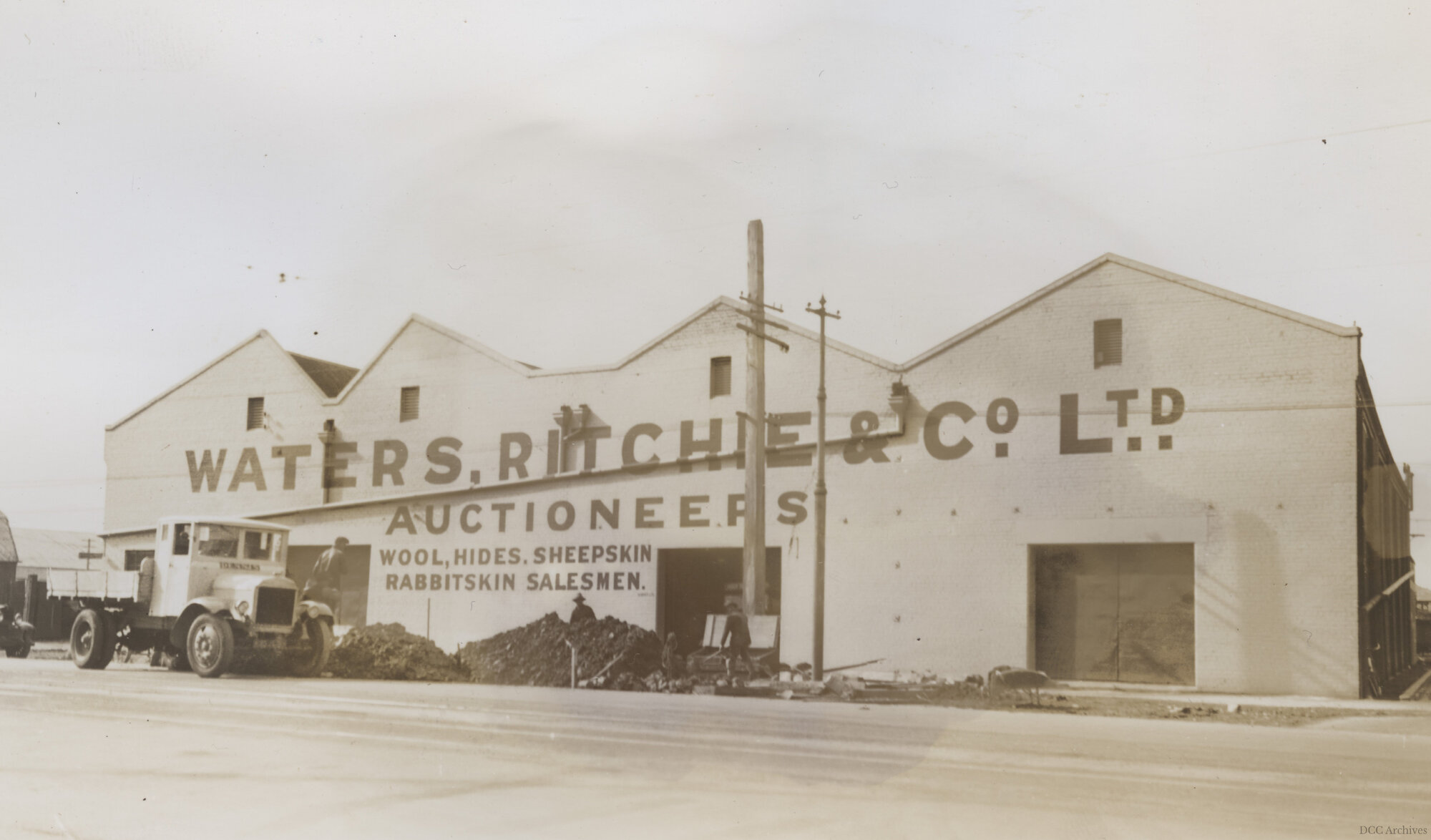 Andersons Bay Road S. W. Conduit