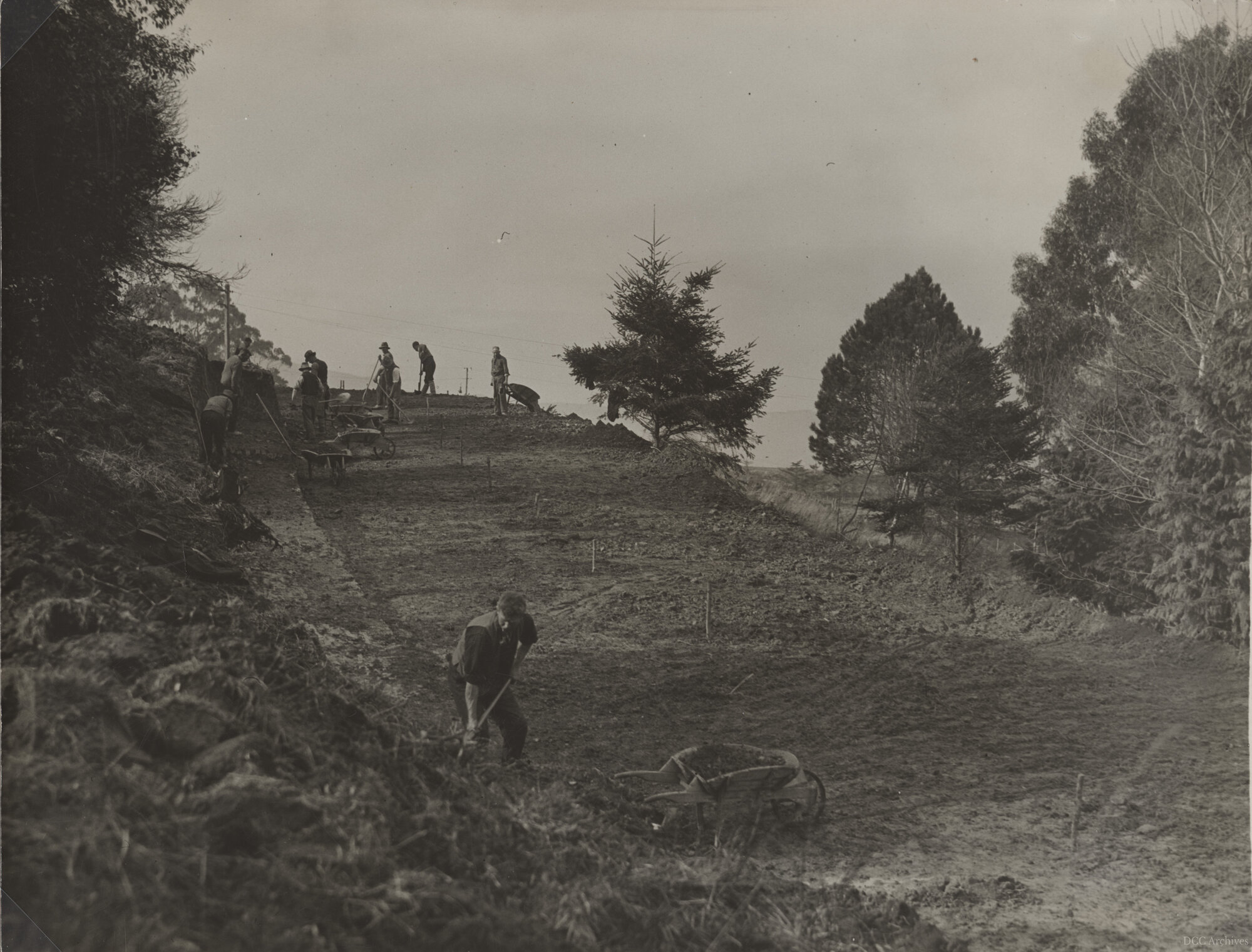 Construction of the New Road to Roslyn