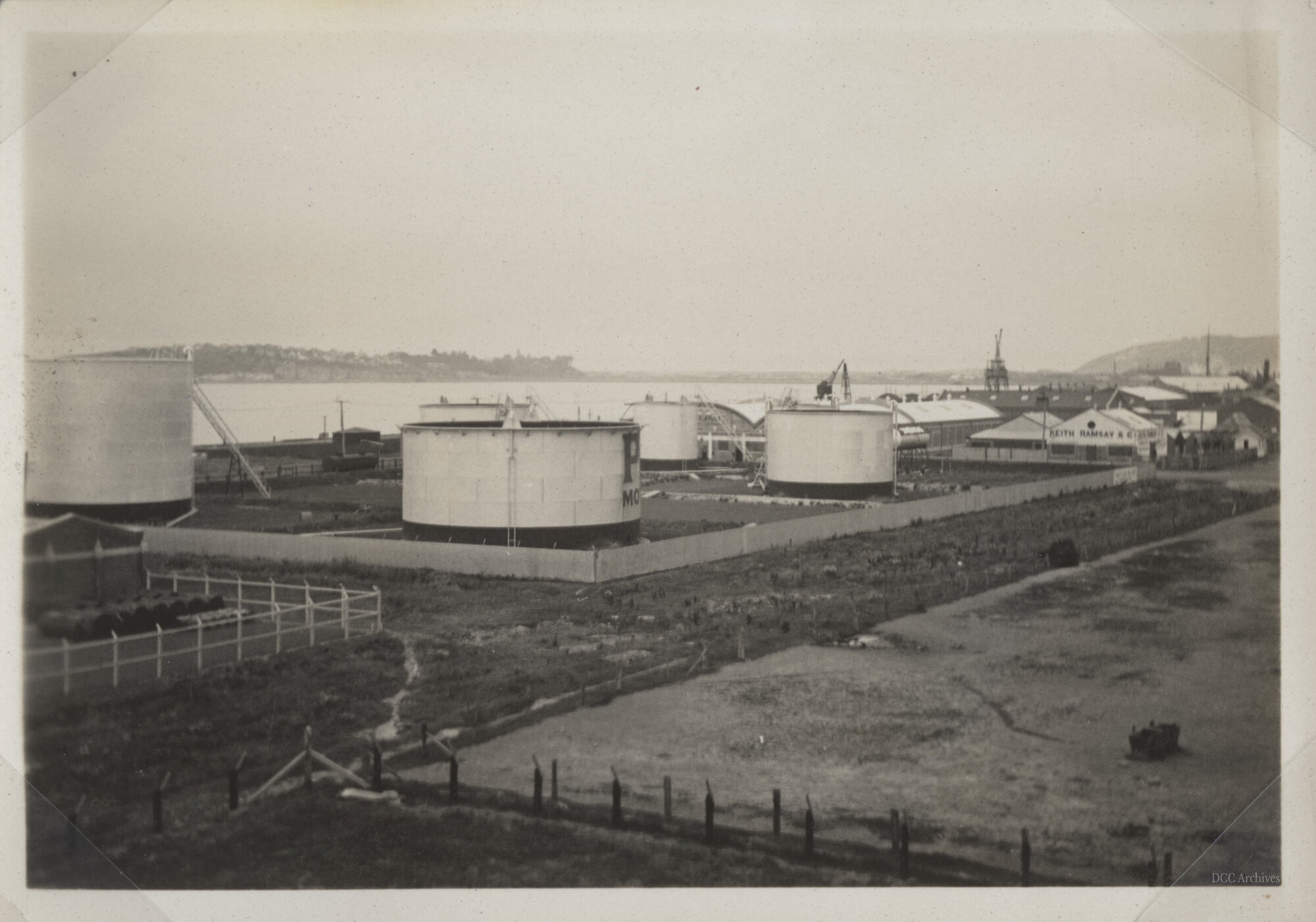 Shell Bulk Oil Store