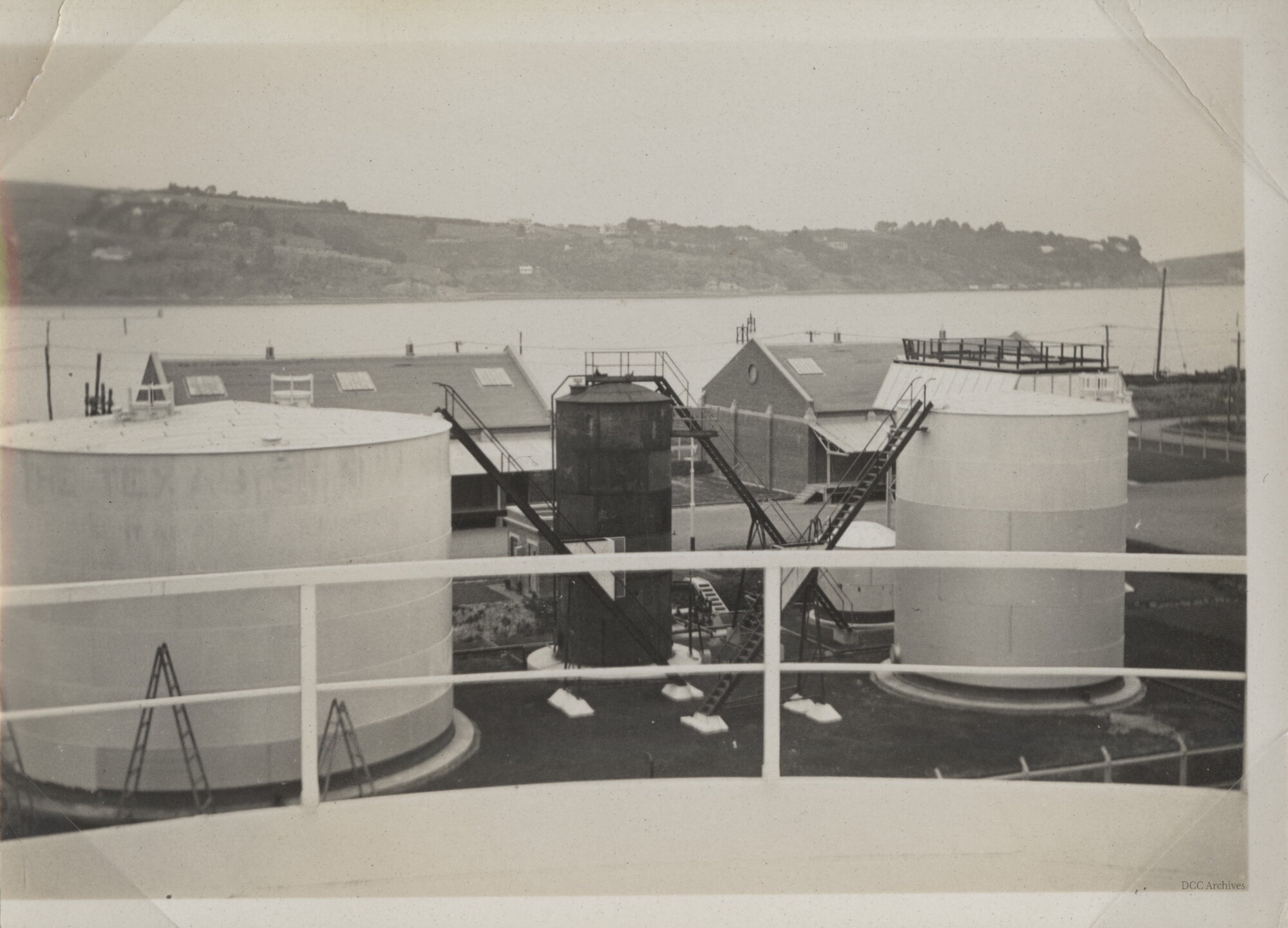 Shell Bulk Oil Store