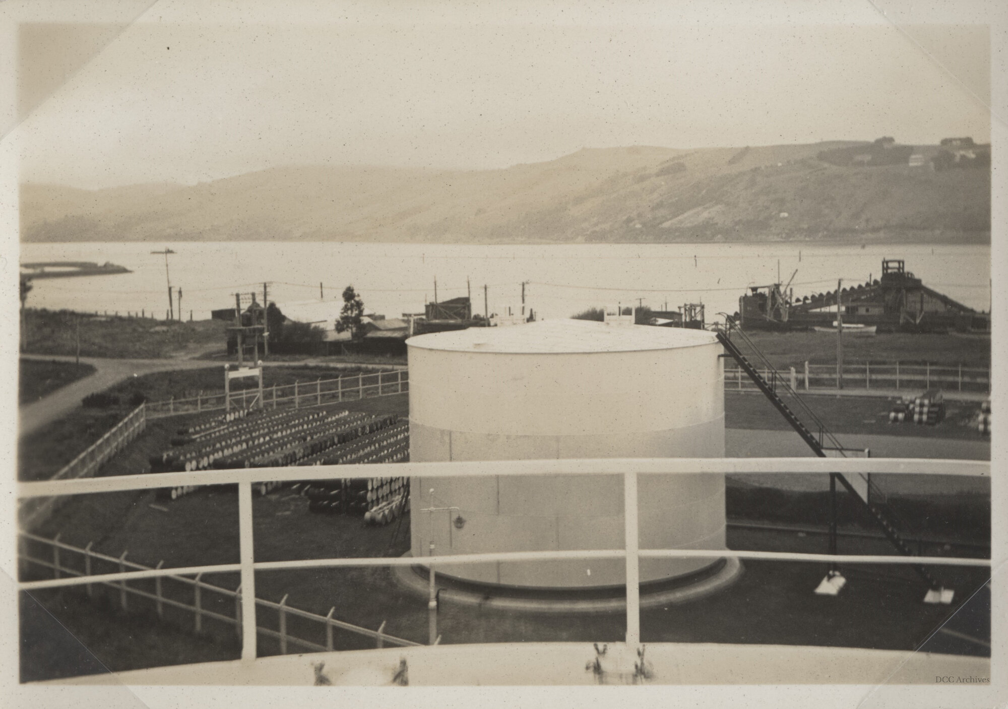 Shell Bulk Oil Store