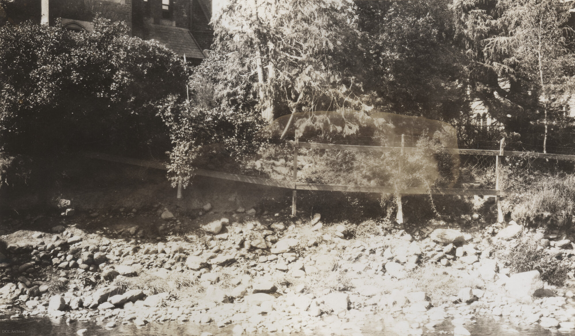 Erosion by Leith River