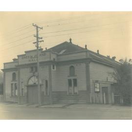 Green Island Hall, Main South Road