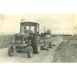 Taieri County W6 Tractor Planer on Centre Road, Momona