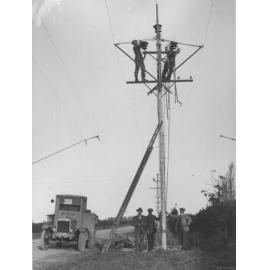 Extra High Tension Live Line Repairs, Port Chalmers